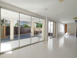Mount Sinai (D10), Semi-Detached #554242841